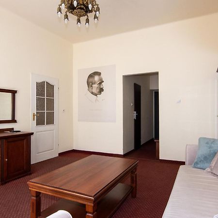 Bed and Breakfast Savoy Шпала Экстерьер фото