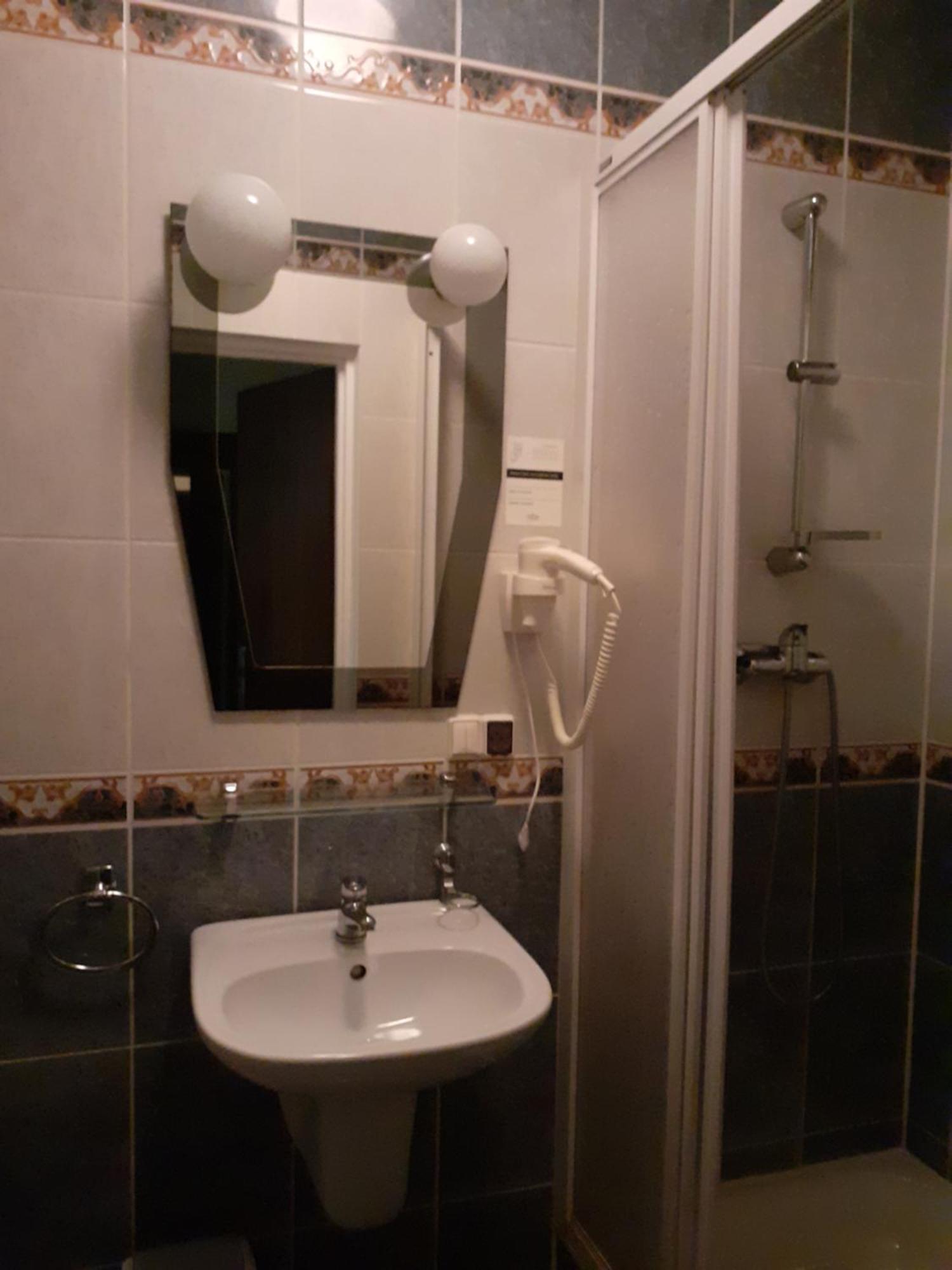 Bed and Breakfast Savoy Шпала Номер фото